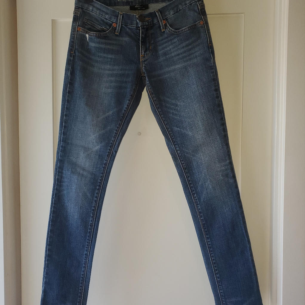 Levis Skinny 421 Jean